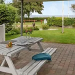 Gull - 150m From The Sea By Interhome *
