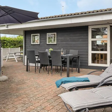 Дом отдыха Gull - 150m From The Sea By Interhome Норборг